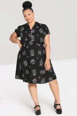 Merry Mid Dress